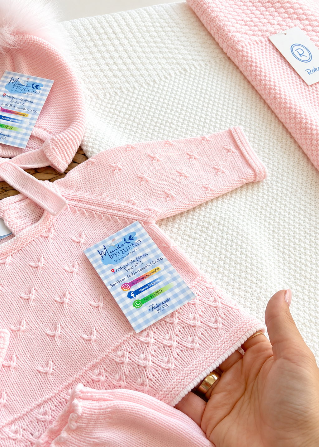 Conjunto bodoques rosa bebé y blanco